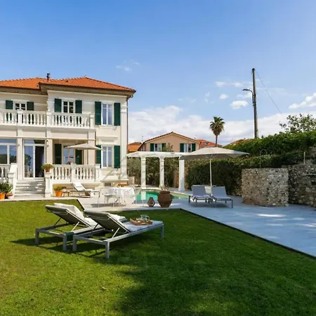 Acqua E Cielo Villa וילה אנזיו