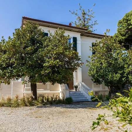 Acqua E Cielo Villa אנזיו