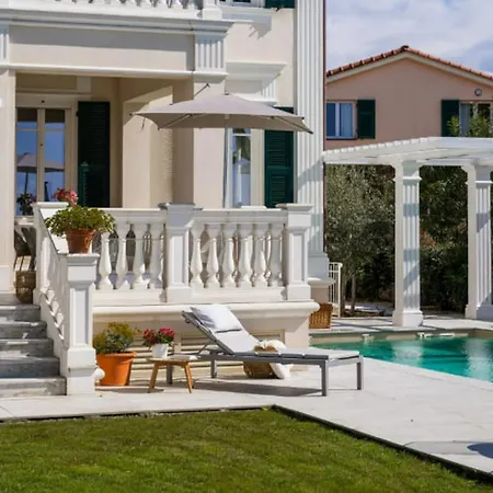 فيلة Acqua E Cielo Villa آنسيو